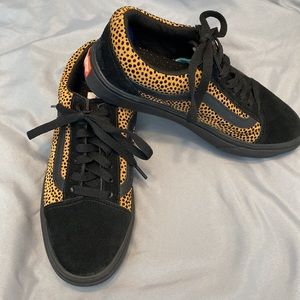 NEW Vans Comfy Cush Tiny Cheetah Black Suede Women’s Tennis Size 7 1/2